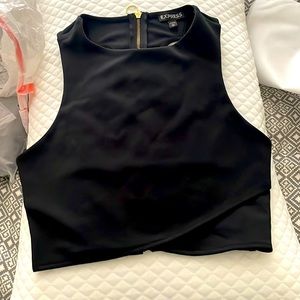 Black express crop top